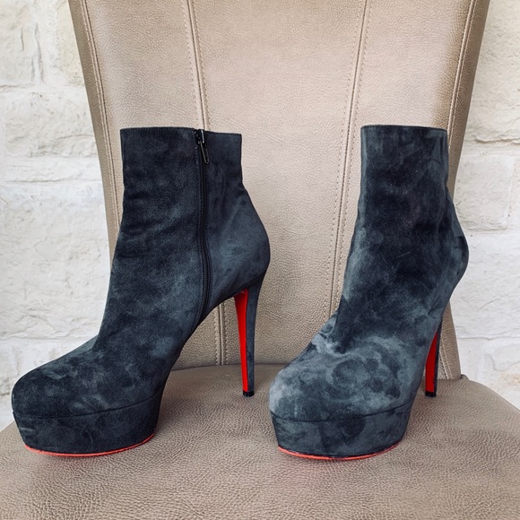 ❌SOLD❌Christian Louboutin Bianca 120 Booty Gray 40